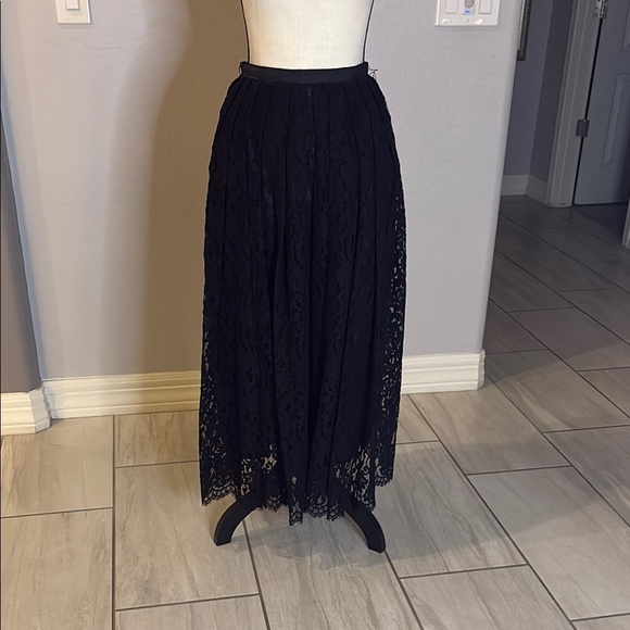 Tailor Vintage Dresses & Skirts - Vintage Women's Lace Pleated Long Skirt for Cocktail Nights 00 Peite